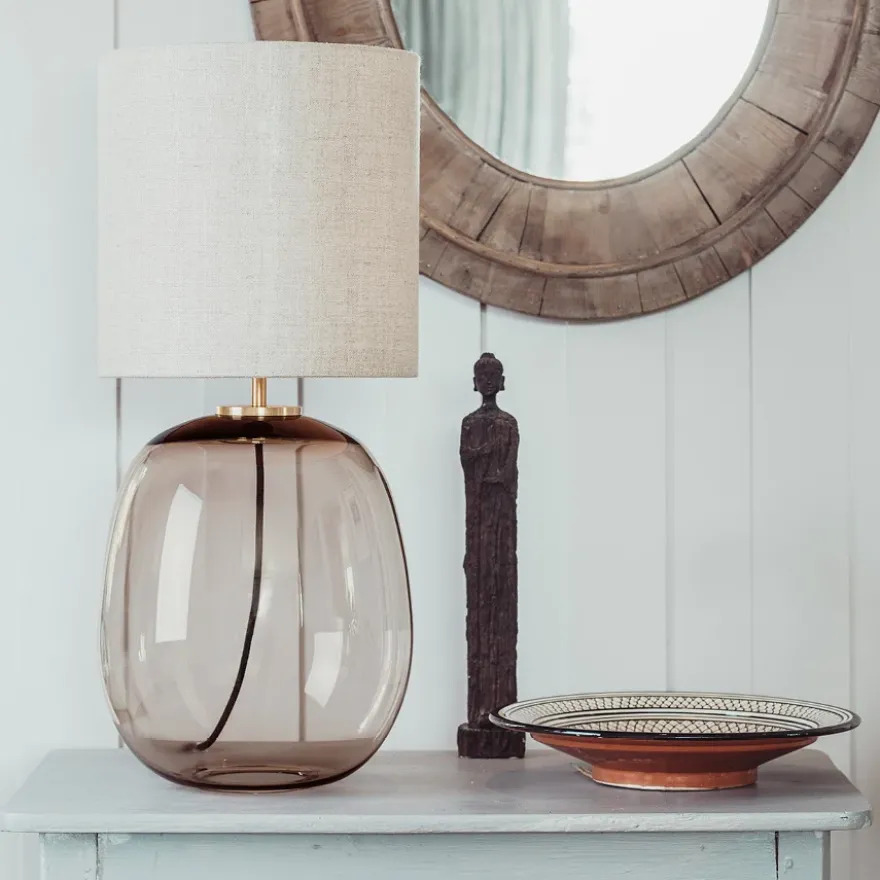 Austra Bordlampe Hvit 35*30 Sort skjerm