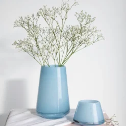 DUGG VASE 20 CM LYSEBLÅ