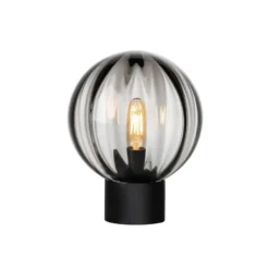 KRYSTALLKULE BORDLAMPE OPTIKK RØKGRÅ M. SORT SOKKEL